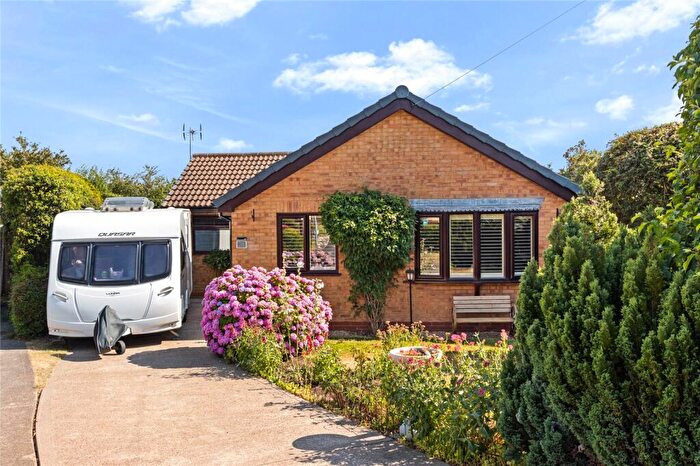 2 Bedroom Bungalow For Sale In Hillside Crescent, Barnetby, North Lincolnshire, DN38