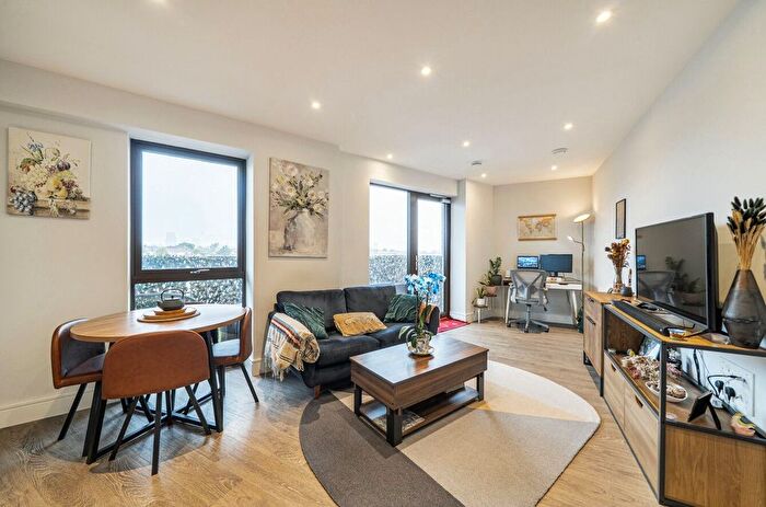 2 Bedroom Flat For Sale In Waterfront Heights, A Mount Pleasant, Wembley, HA0