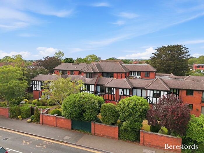 2 Bedroom Flat For Sale In Ridgemont Place, Parkstone Avenue, RM11