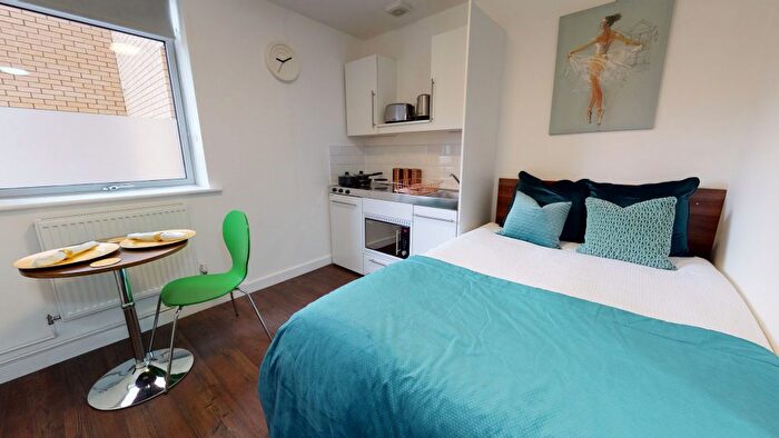Studio To Rent In Park Street, Luton, LU1