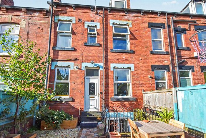 2 Bedroom Terraced House For Sale In Victoria Road, Kirkstall, Leeds, LS5
