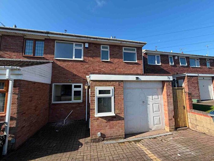 3 Bedroom House To Rent In Chichester Drive, B32