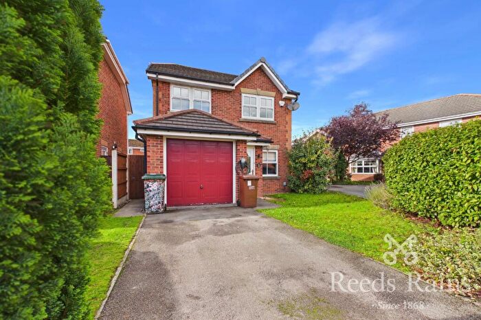 3 Bedroom Detached House For Sale In Poplar Drive, Coppull, Chorley, Lancashire, PR7