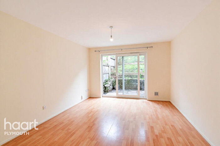 2 Bedroom Terraced House To Rent In Chelmsford Road, Exeter, EX4