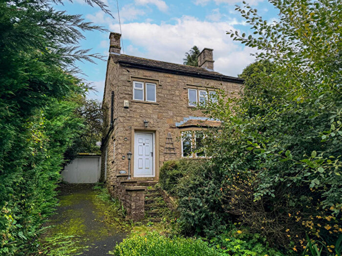 2 Bedroom Detached House For Sale In Waterswallows Road, Buxton, Derbyshire, SK17