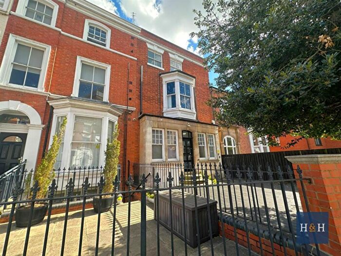 1 Bedroom Flat To Rent In Castilian Street, Town Centre -, NN1