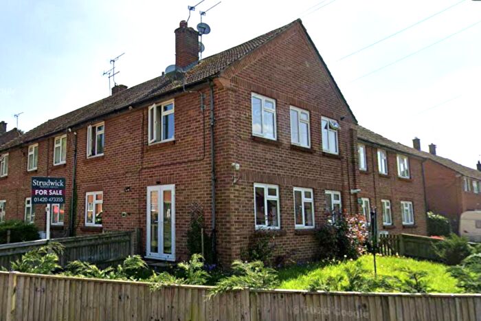 2 Bedroom Flat To Rent In Church Fields, Headley, Hampshire, GU35
