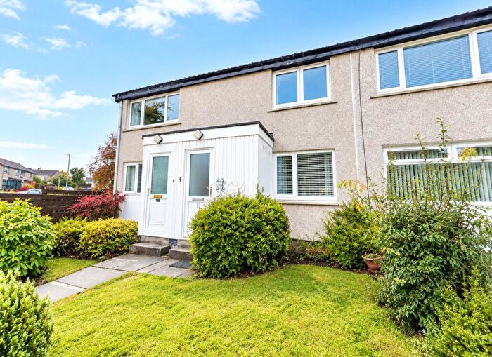 2 Bedroom Terraced House To Rent In Balnagowan Drive, Glenrothes, Fife, KY6