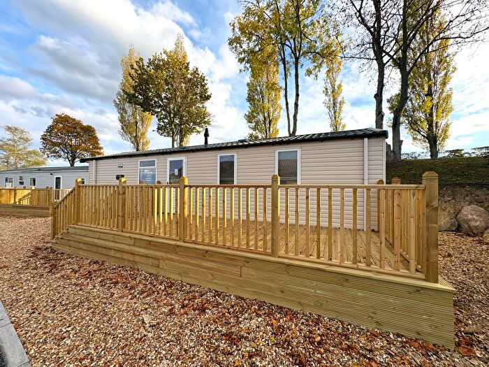 2 Bedroom Park Home To Rent In Springfield Park, Exeter, EX6