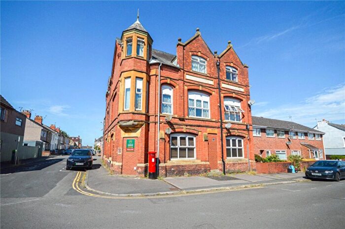 1 Bedroom Apartment To Rent In Hythe Road, Old Town, SN1