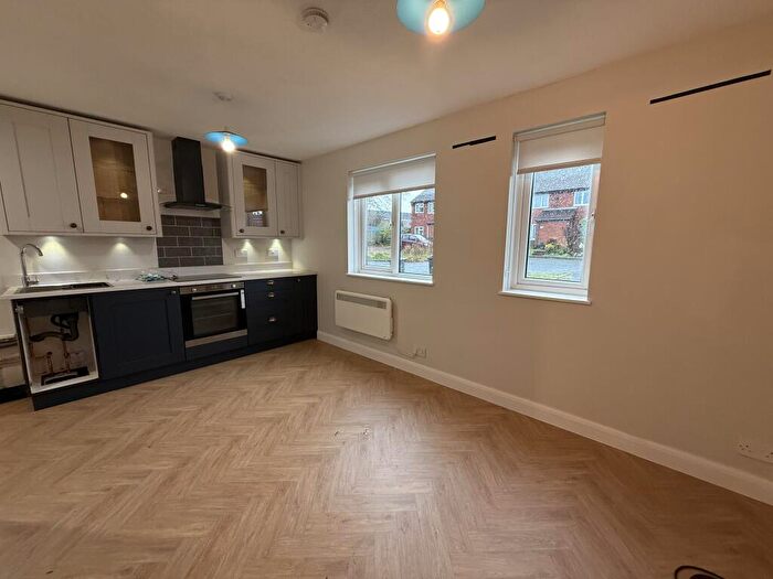 1 Bedroom Flat To Rent In Harrowby, Tipton, DY4