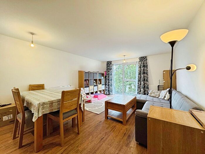 3 Bedroom Flat For Sale In Zodiac Close, Gemini Court, HA8
