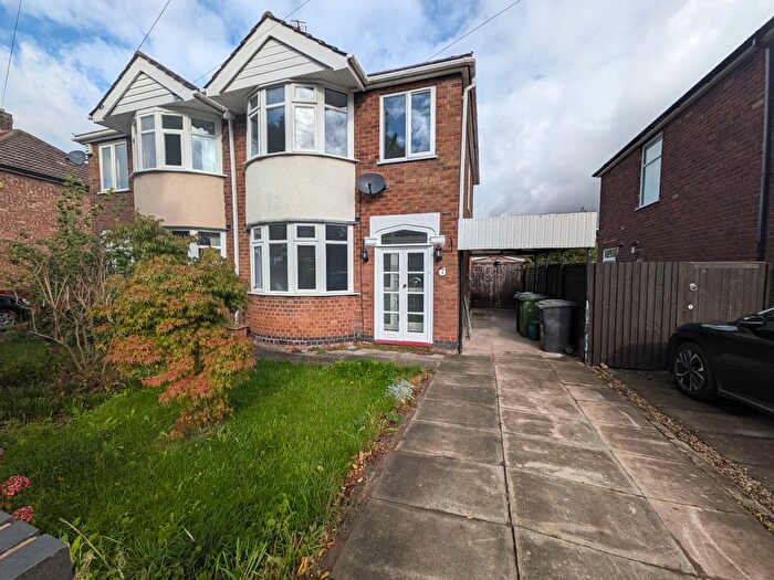 3 Bedroom Semi-Detached House To Rent In Belmont Road, Rugby, CV22