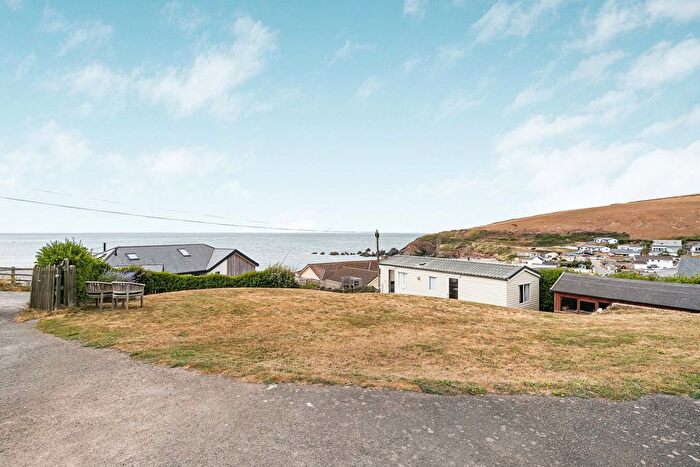 5 Bedroom Bungalow For Sale In Challaborough, South Devon, TQ7