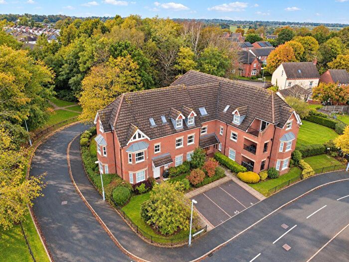2 Bedroom Flat For Sale In Plantation Drive, Sutton Coldfield, B75