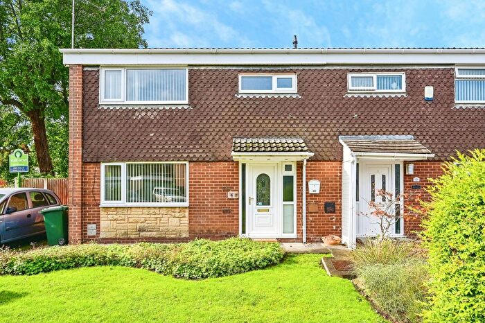 3 Bedroom Semi-Detached House For Sale In Larkhill, Skelmersdale, Lancashire, WN8