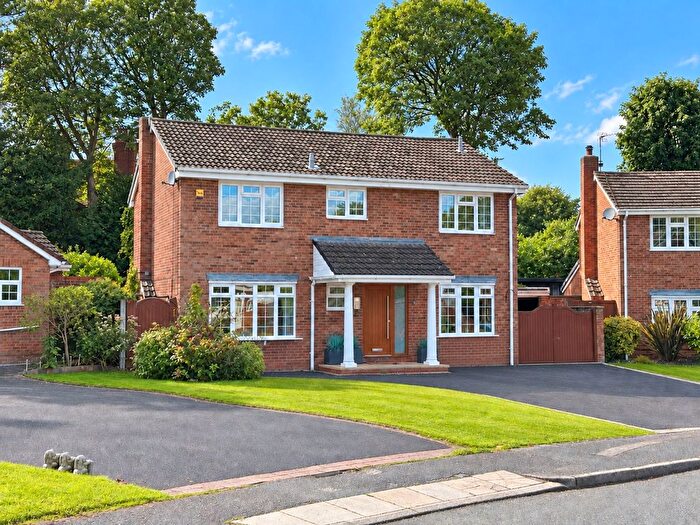 4 Bedroom Detached House For Sale In Kinglass Road, Wirral, CH63