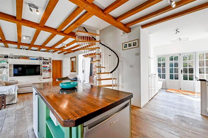 5 Bedroom Detached House To Rent In Fingest, Henley-on-Thames, Buckinghamshire, RG9