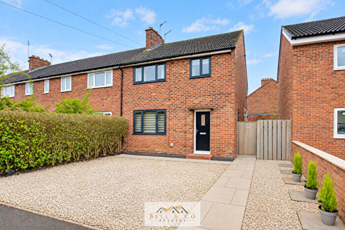 3 Bedroom End Of Terrace House For Sale In Pagenall Drive, Swallownest, Sheffield, S26