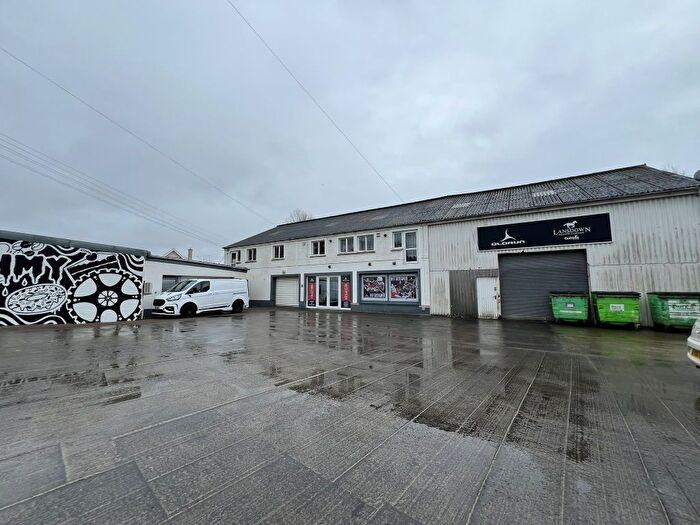 2 Bedroom Flat To Rent In Richmond Terrace, Carmarthen, Carmarthenshire, SA31