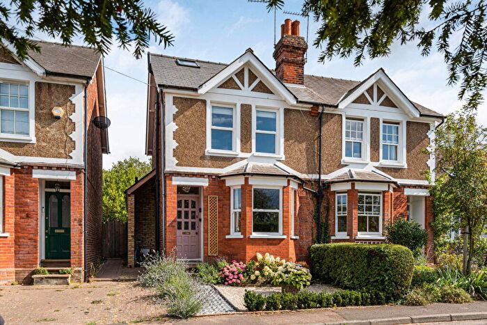 3 Bedroom Semi-Detached House For Sale In Clinton Road, Leatherhead, KT22
