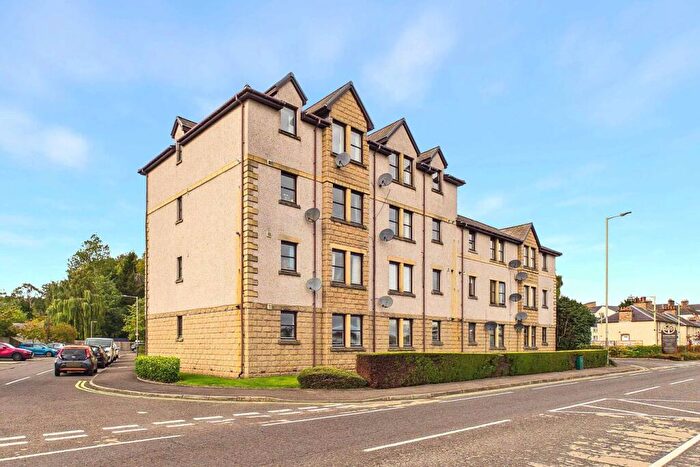 2 Bedroom Flat For Sale In Coach House Court, Perth, PH1