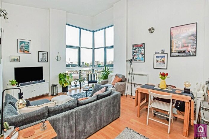 2 Bedroom Flat For Sale In Lincoln Gate, Red Bank, Green Quarter, Manchester City Centre, M4