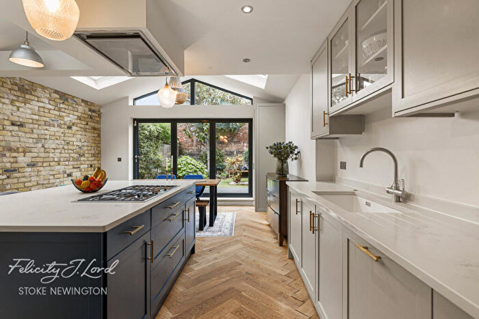 4 Bedroom Terraced House For Sale In Windus Road, London, N16