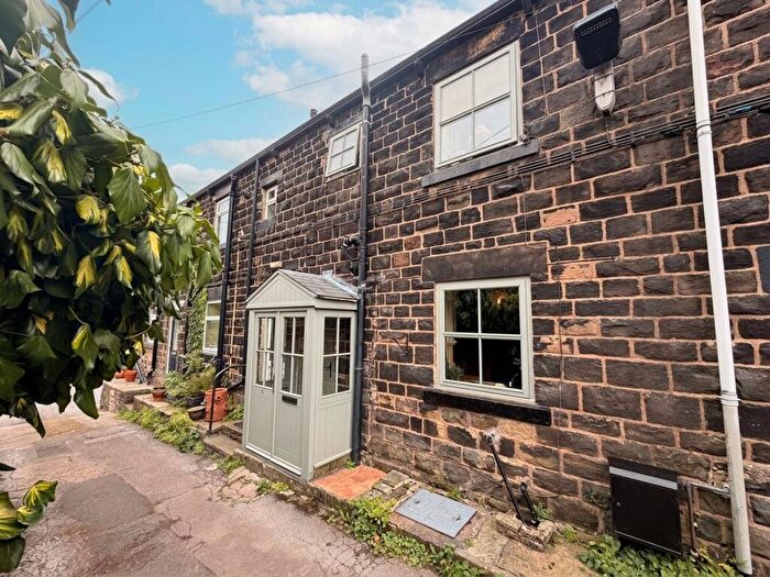 1 Bedroom Cottage For Sale In Spring Grove, Huthwaite Lane, Thurgoland, S35