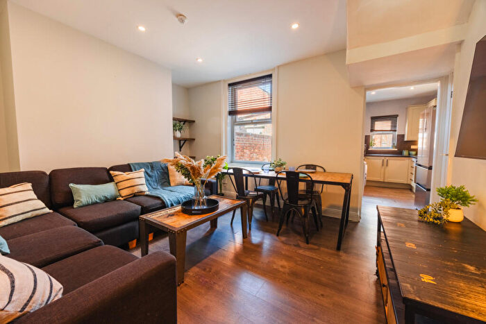 5 Bedroom Terraced House To Rent In Hawthorne Terrace, Durham, DH1