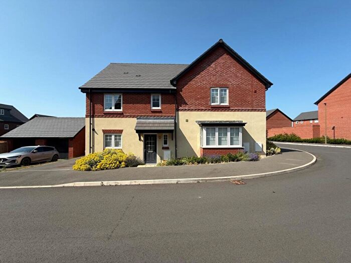 3 Bedroom Semi-Detached House To Rent In Vale View, East Challow, OX12