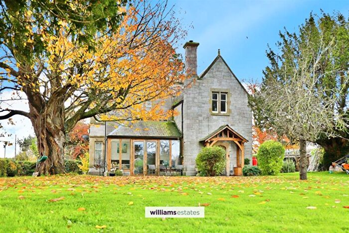 5 Bedroom Detached House For Sale In Prion Road, Denbigh, LL16