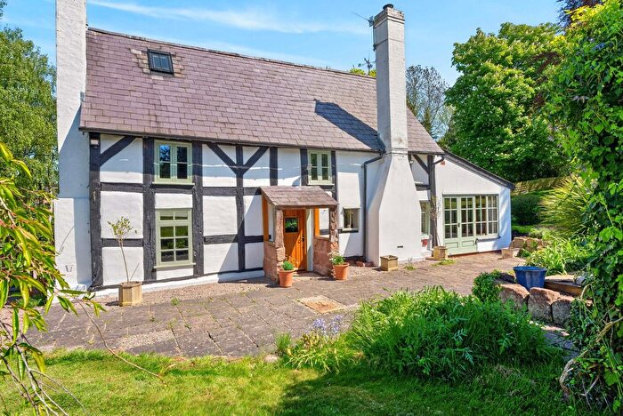 4 Bedroom Country House For Sale In Torton Lane, Torton, Kidderminster Worcestershire, DY10