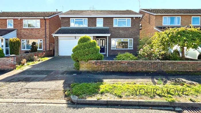 5 Bedroom Detached House For Sale In Colchester Way, Bedford, Bedfordshire, MK41