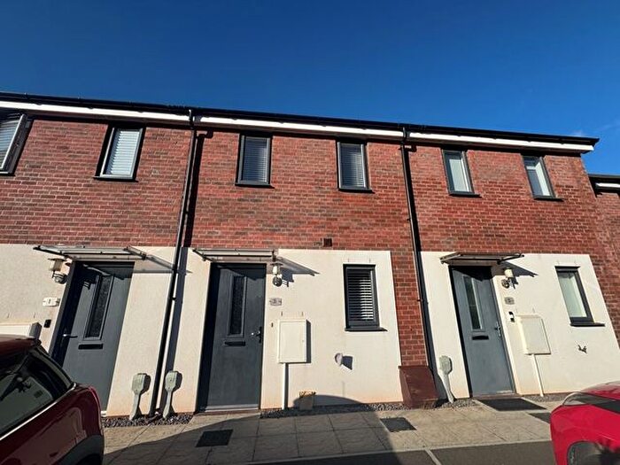2 Bedroom Terraced House To Rent In Two Bedroom Terraced House In Tithebarn, Exeter, EX1