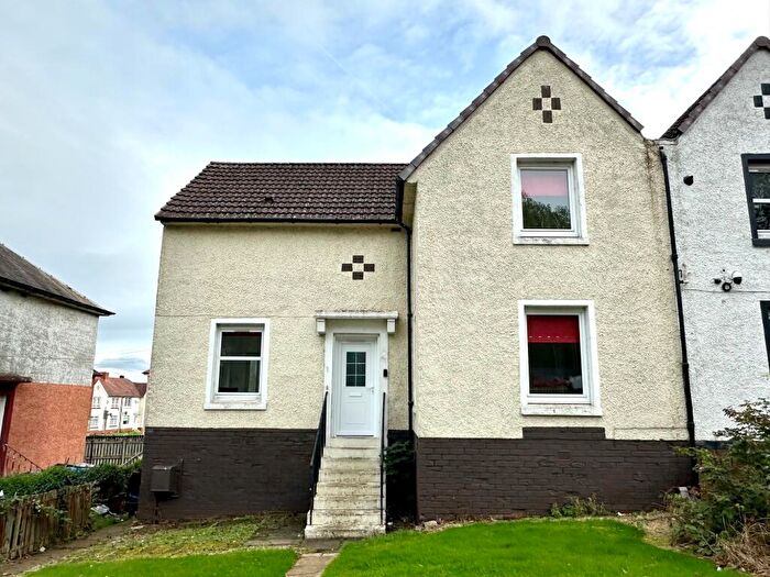 3 Bedroom House To Rent In Farm Road. Hamilton, ML3