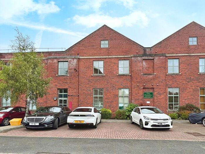 2 Bedroom Flat For Sale In The Foundry, Camlough Walk, Chesterfield, S41