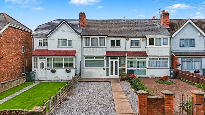 3 Bedroom Terraced House For Sale In Maypole Lane, Birmingham, B14