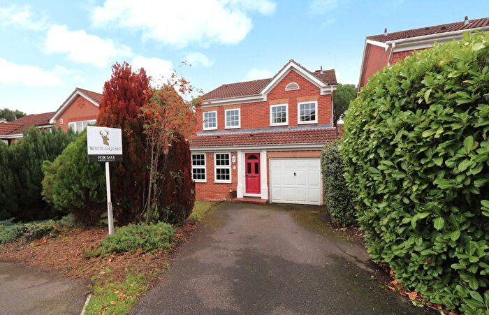 4 Bedroom Detached House For Sale In Marlborough Gardens, Hedge End, SO30