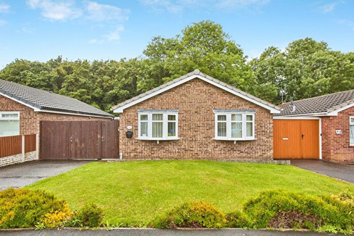 3 Bedroom Detached Bungalow For Sale In Sinfin Avenue, Derby, DE24
