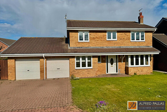 4 Bedroom Detached House For Sale In Shearwater, Whitburn, SR6