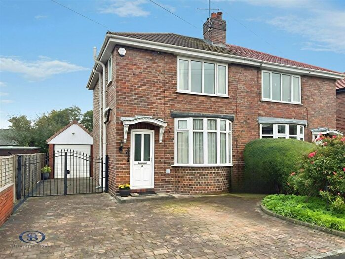 3 Bedroom Semi-Detached House For Sale In Heath Road, Congleton, CW12