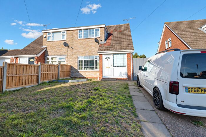 3 Bedroom Property For Sale In Beechwood Crescent, Broughton, DN20