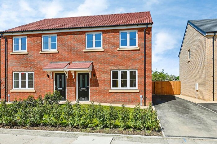3 Bedroom Semi-Detached House For Sale In Furrow Road, Downham Market, PE38