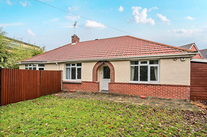 3 Bedroom Bungalow For Sale In Brookside Drive, Sarisbury Green, Southampton, Hampshire, SO31