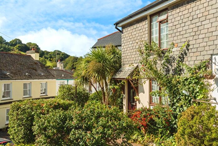 3 Bedroom End Of Terrace House For Sale In Providence Place, Calstock, Cornwall, PL18
