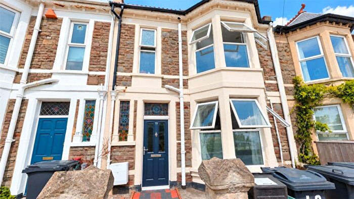 9 Bedroom Terraced House For Sale In Selworthy Road, Knowle, Bristol, BS4