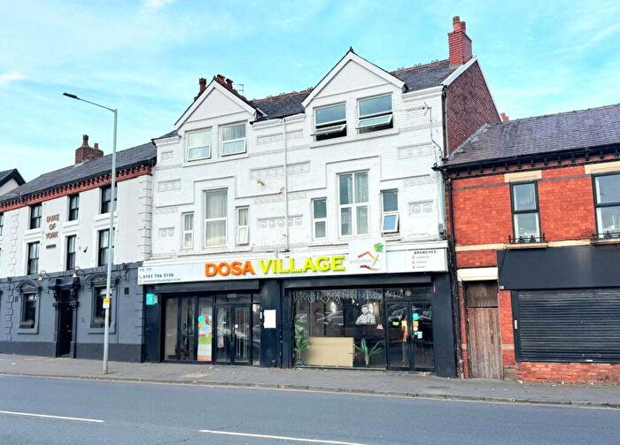 4 Bedroom Flat To Rent In Buxton Road, Stockport, Cheshire, SK2