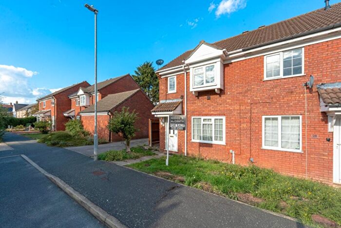 3 Bedroom End Of Terrace House For Sale In Morland Way, St. Ives, Cambridgeshire, PE27