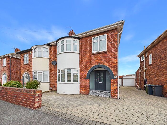 3 Bedroom Semi-Detached House For Sale In Garth Crescent, South Shields, NE34